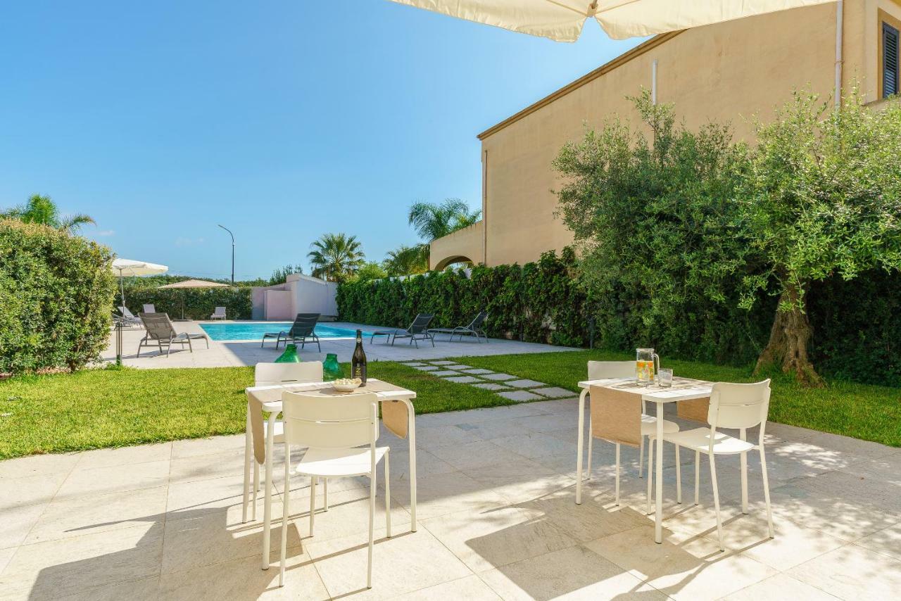 Travini Hotel Residence Marsala Exteriör bild