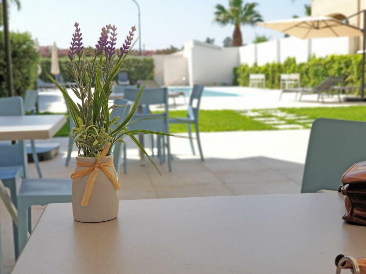 Travini Hotel Residence Marsala Exteriör bild